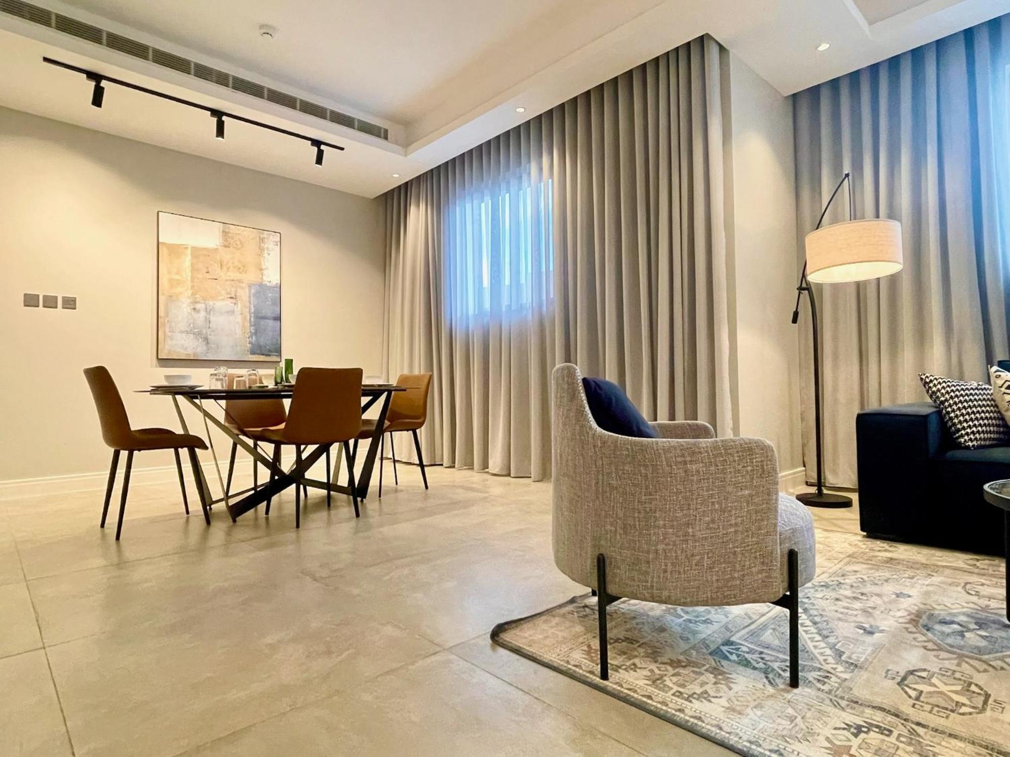 Cadee Living - Al Nakheel Apartment